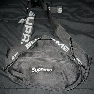 Supreme SS18 waist bag